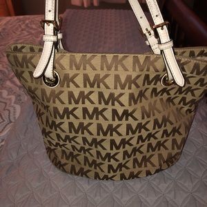 Michael Kors tote